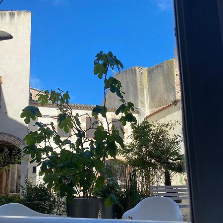 La Maison Sur La Place Penne-dʼAgenais Exteriör bild