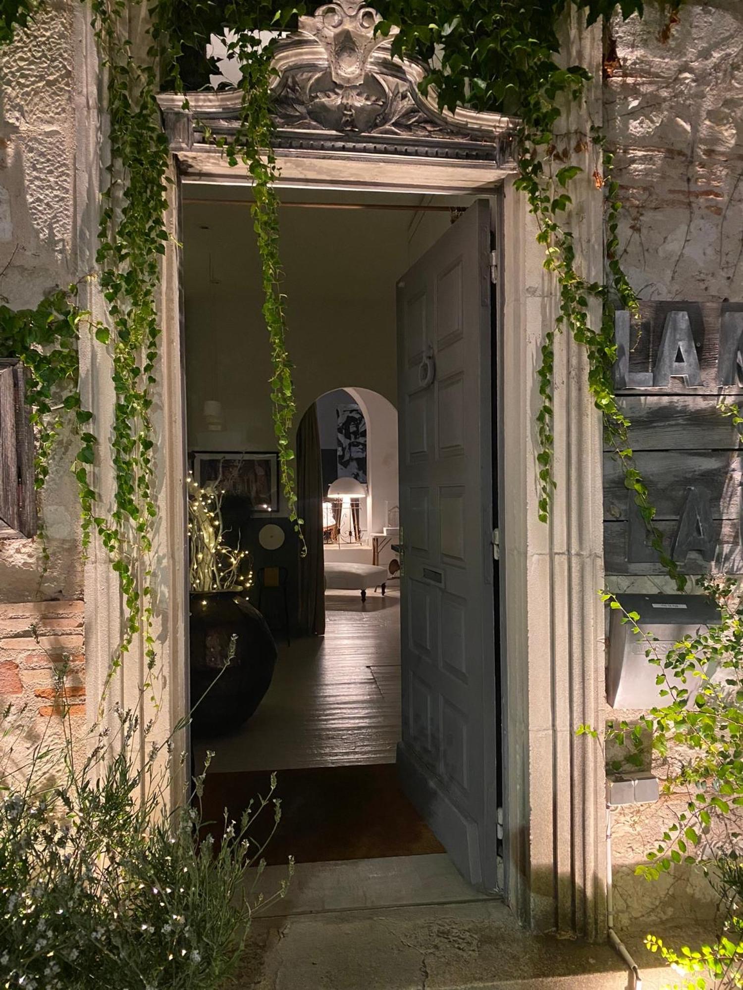 La Maison Sur La Place Penne-dʼAgenais Exteriör bild