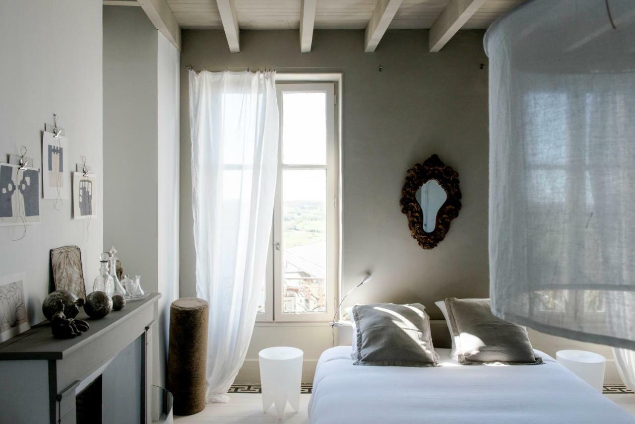 La Maison Sur La Place Penne-dʼAgenais Exteriör bild