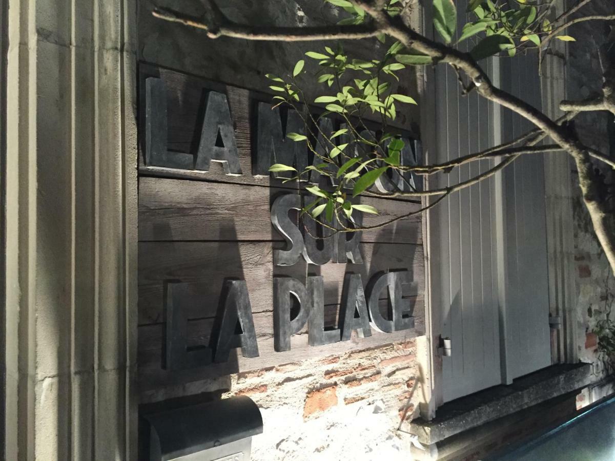 La Maison Sur La Place Penne-dʼAgenais Exteriör bild